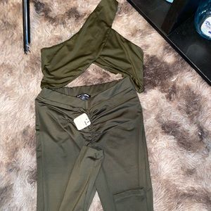 Two piece set. Crop top with fitted leggings.